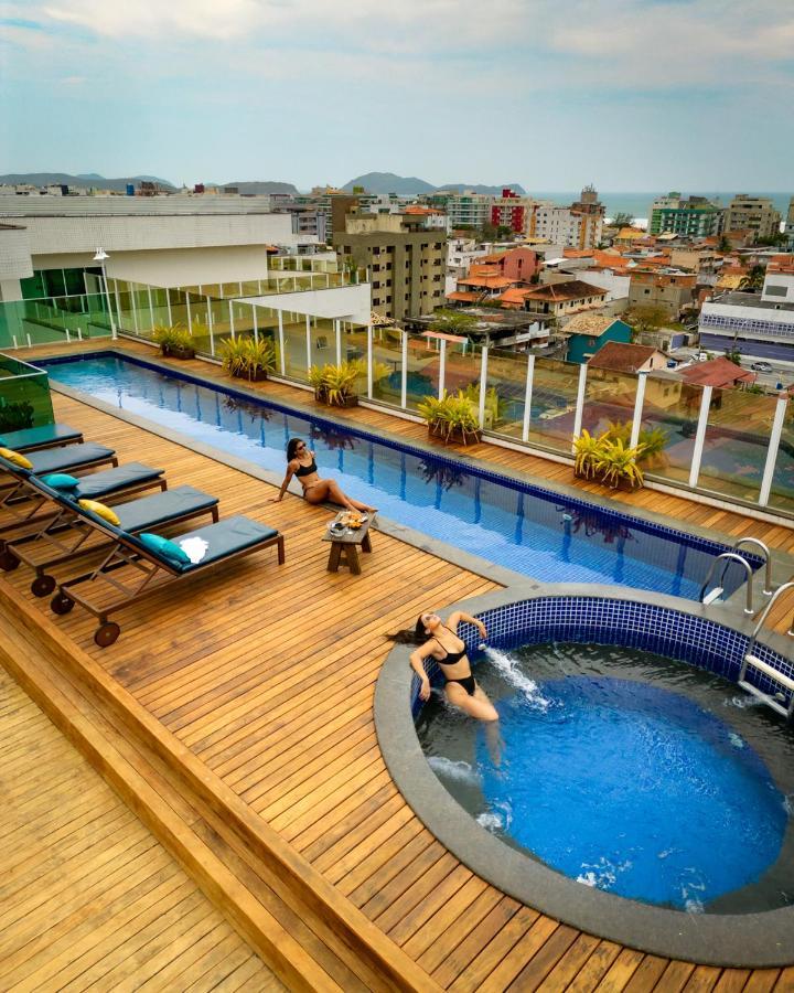 Oasis 4*