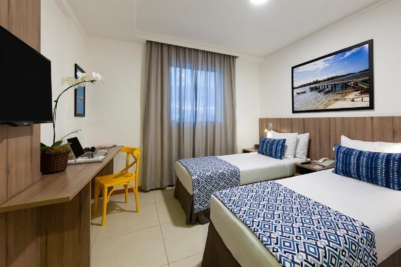 Hotel Oasis